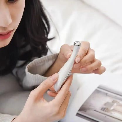 Electric Eye Massager Reduces Puffiness